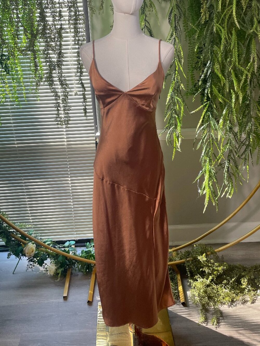 Line & Dot | Lisa Midi Dress Ginger in Ginger